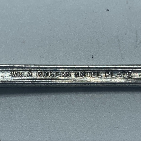 Collection of Seven Special Sterling Spoons and Forks From Around the World - Picture 16 of 16